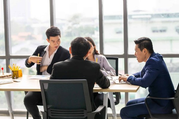 Formations immersives en communication : un tremplin vers l'excellence